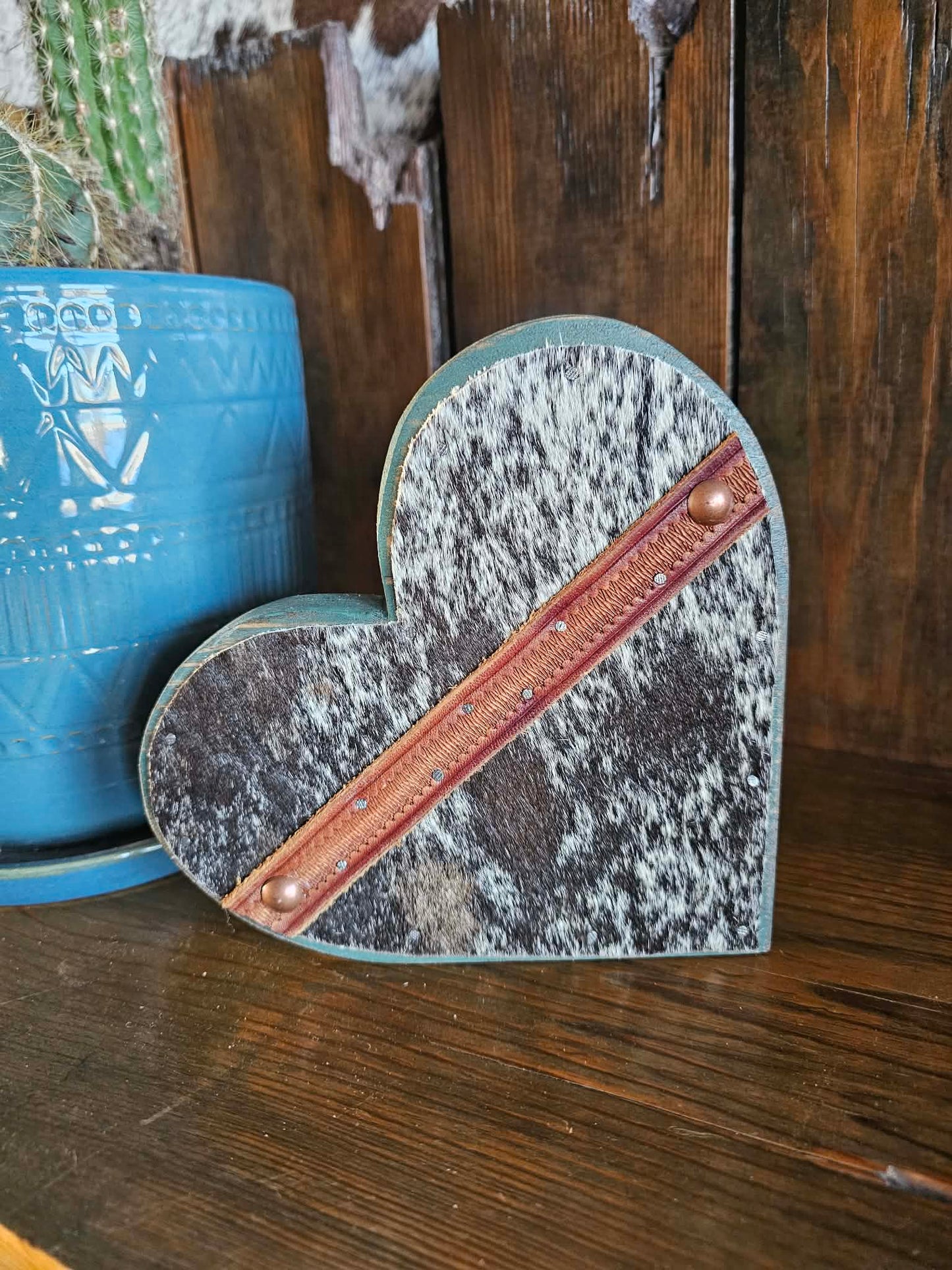 Roxy Large Cowhide Heart