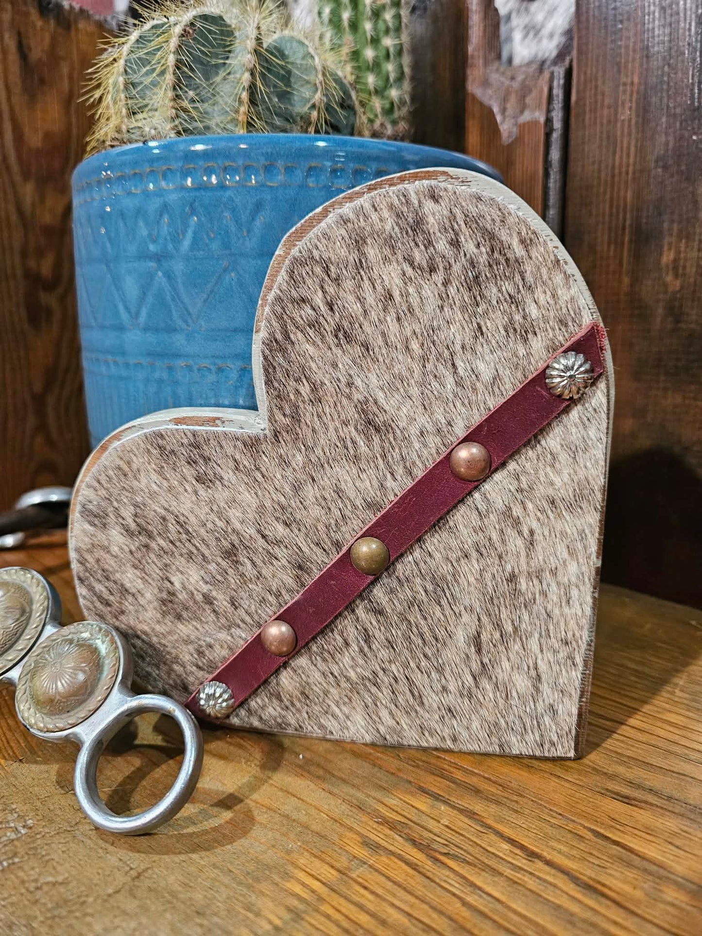 Roxy Large Cowhide Heart