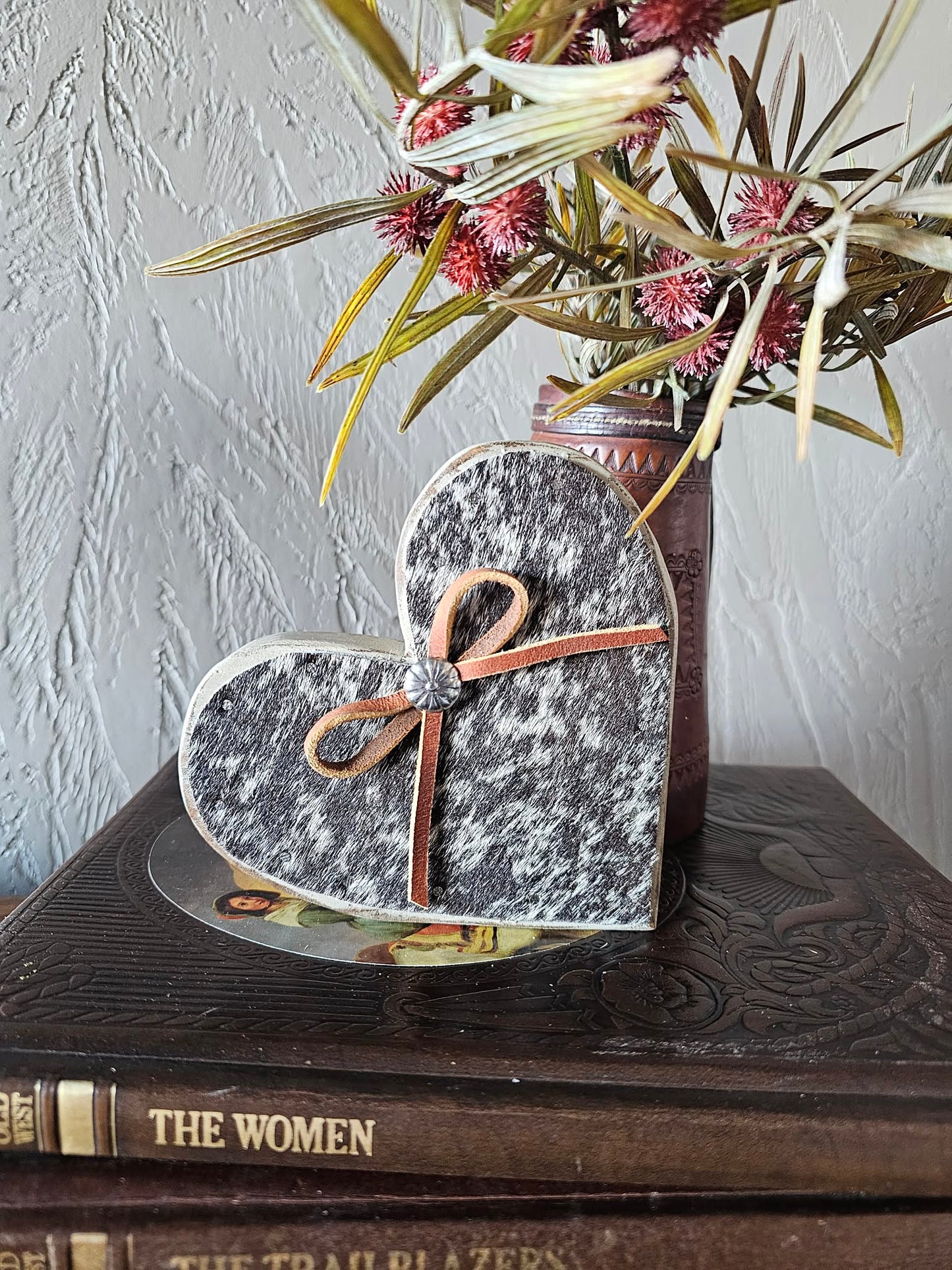 Piper Small Cowhide Heart