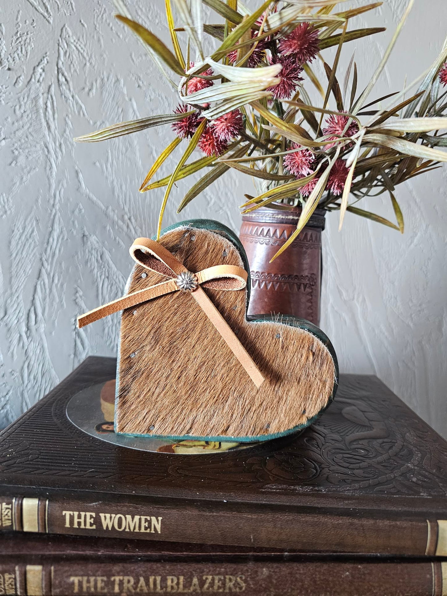 Piper Small Cowhide Heart