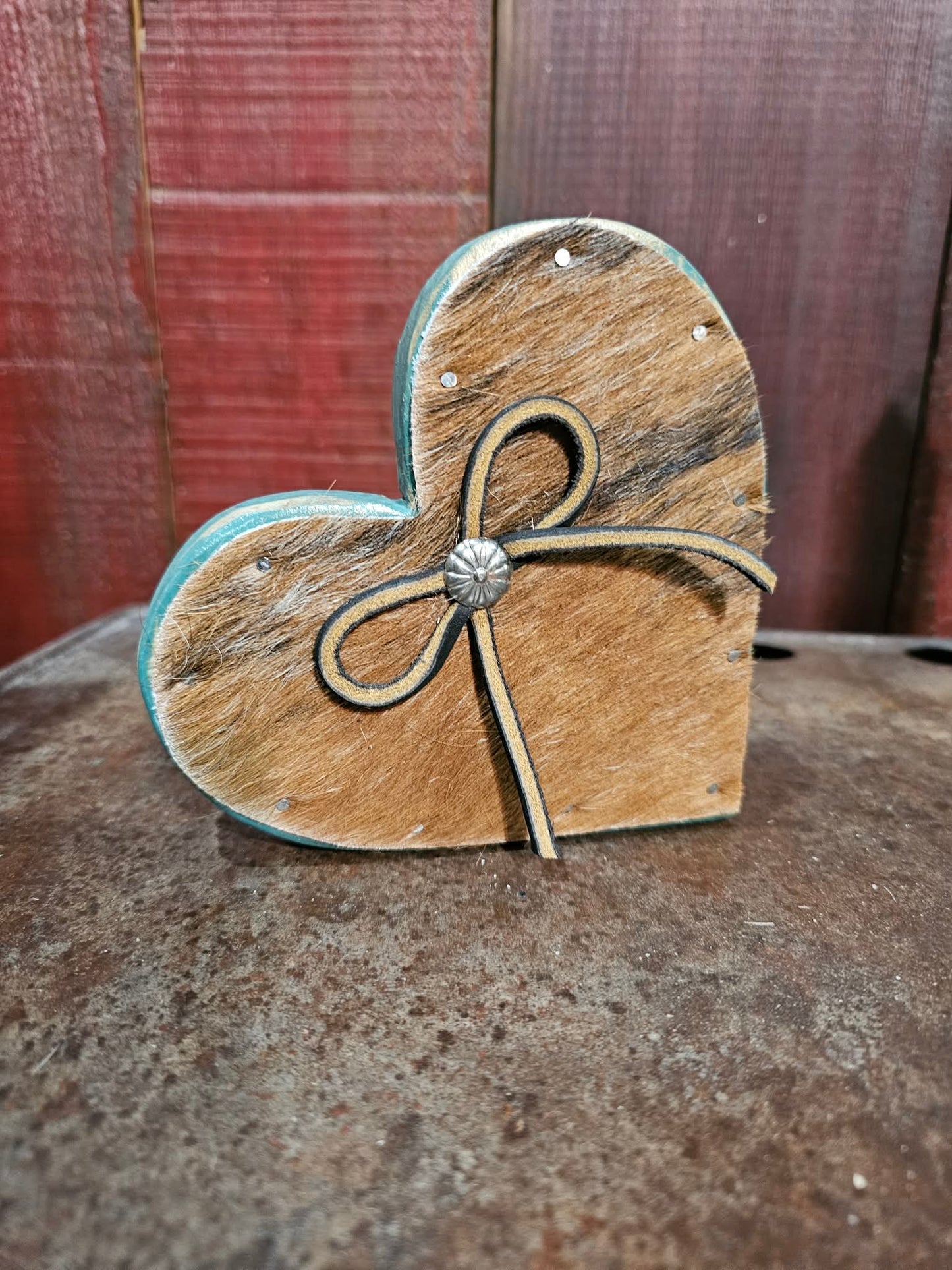 Piper Small Cowhide Heart
