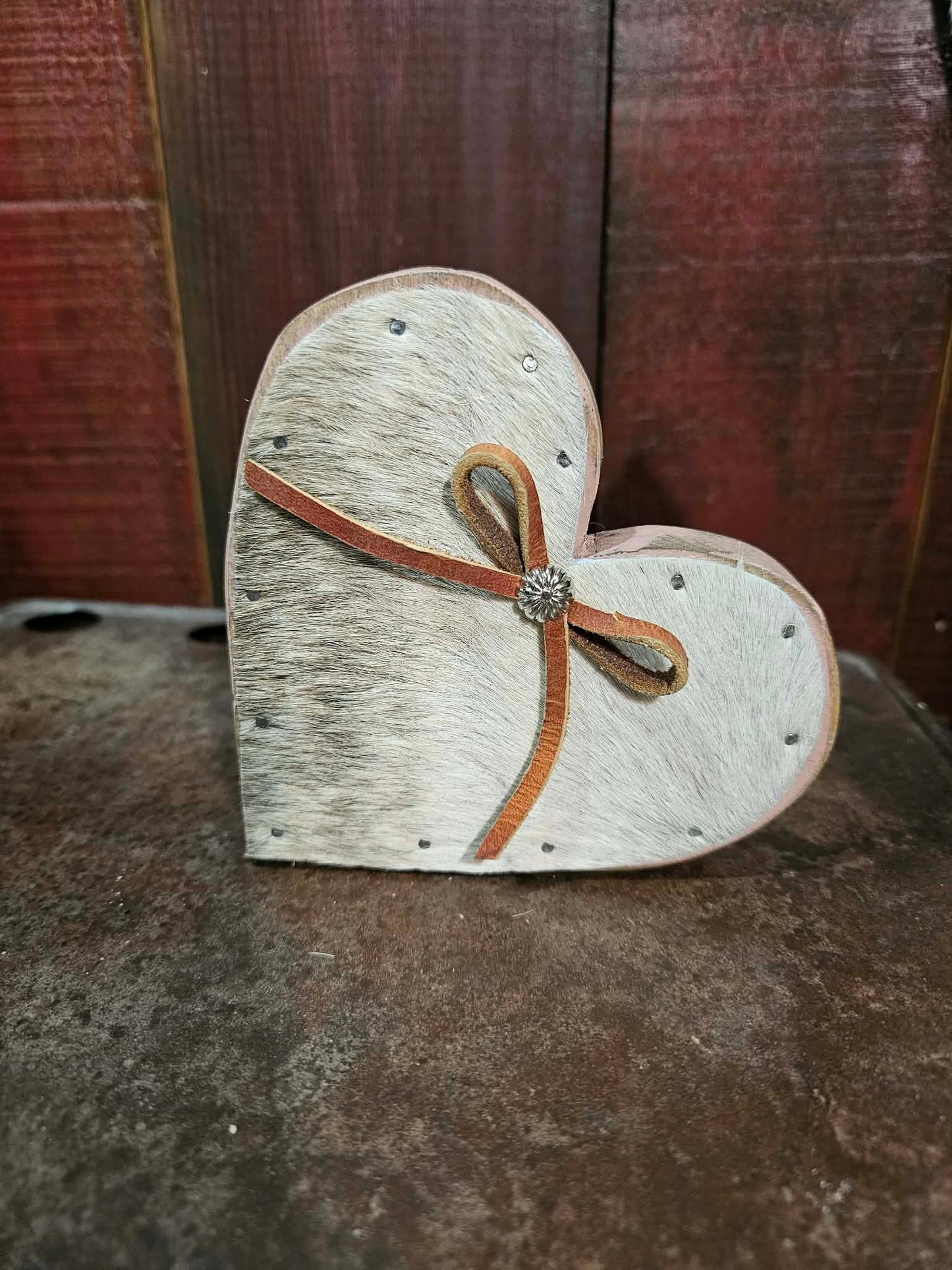 Piper Small Cowhide Heart