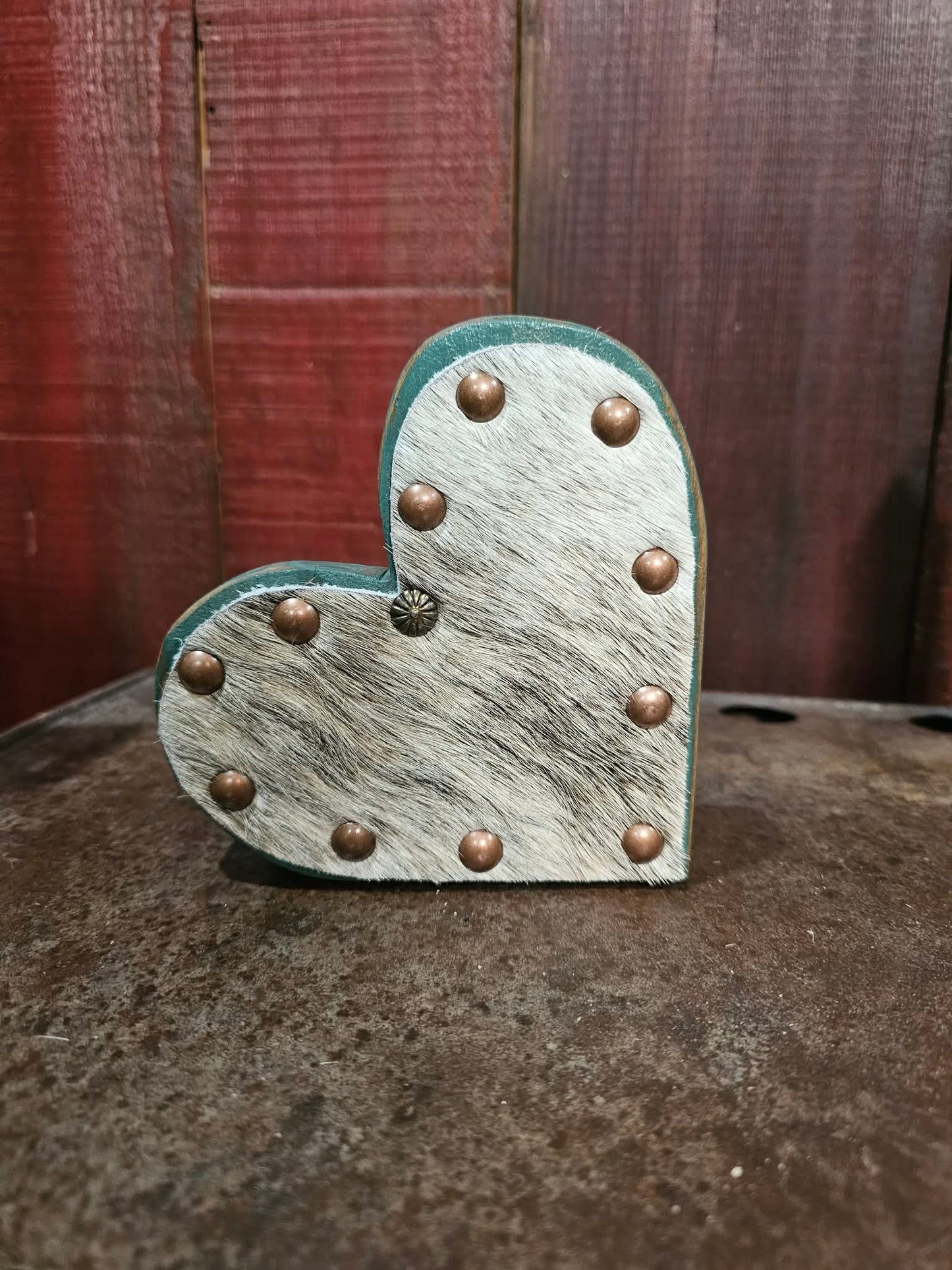 Piper Small Cowhide Heart