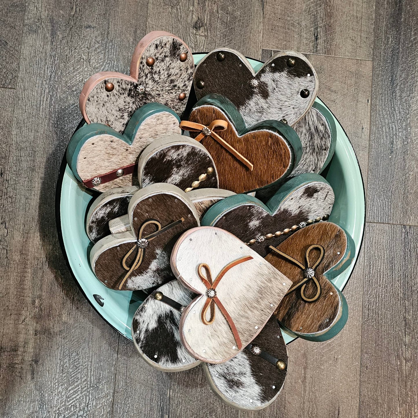 Piper Small Cowhide Heart